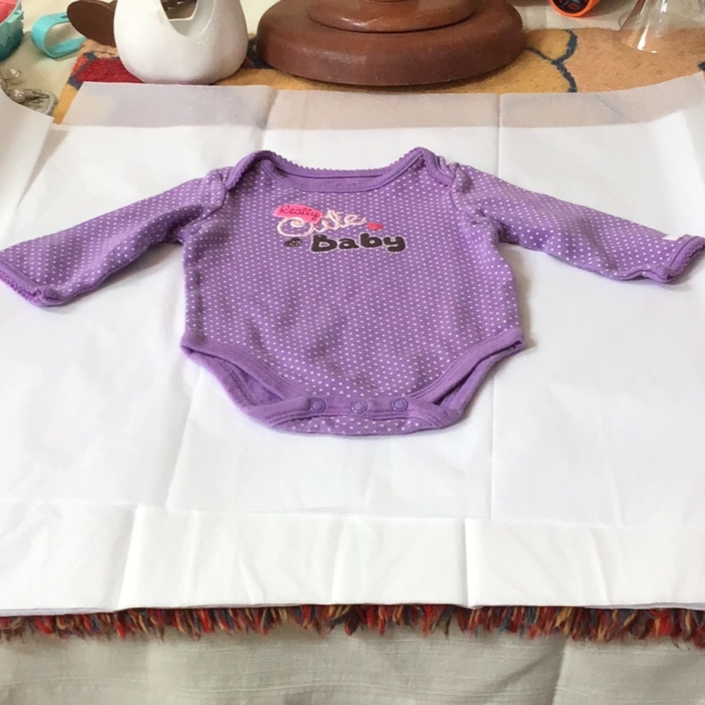 🏖️2.6.00🏖️ Small Wonders Baby Onesie clean 0-3